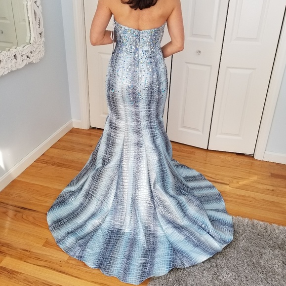 NWT Jovani Mermaid Gown - Picture 4 of 8